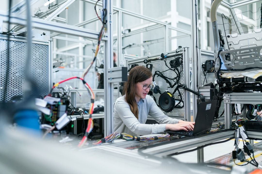 L'objectif du MES : optimiser la production. Le MES est un vrai outil pour l'amélioration continue d'une usine, d'un atelier.